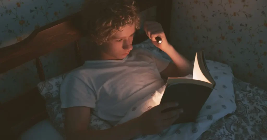How do I help my ADHD kid fall asleep?
